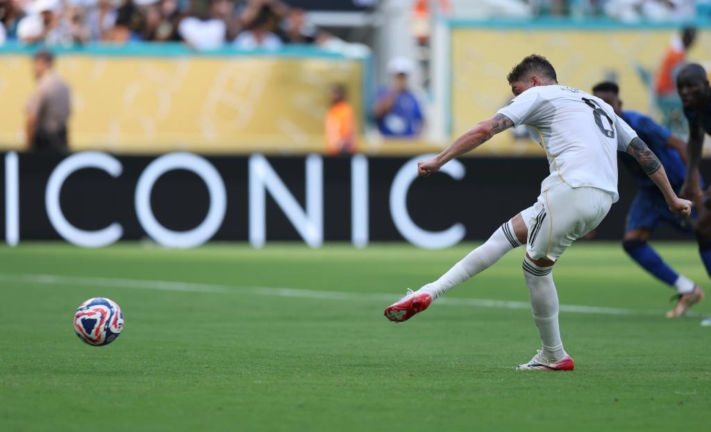 国际足球与篮球赛事2025–2026赛程公布